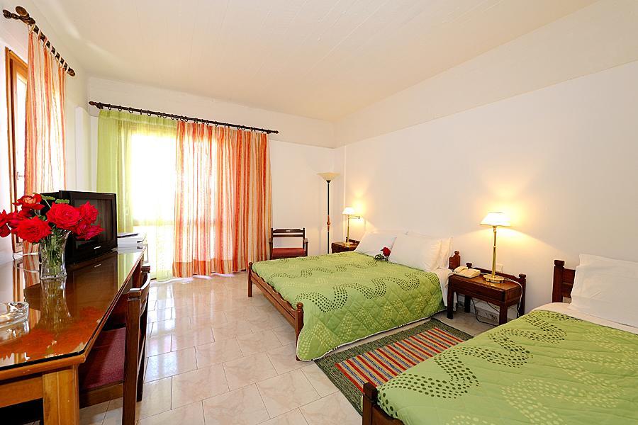 Milos Garden Appartement Adamantas  Buitenkant foto