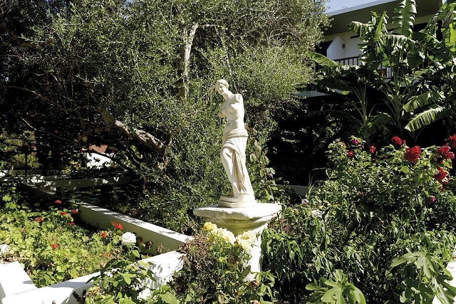 Milos Garden Appartement Adamantas  Buitenkant foto